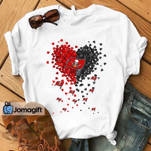 Tampa Bay Buccaneers Tiny Heart Shape T-shirt
