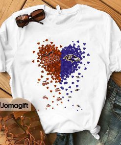 Unique Baltimore Orioles Baltimore Ravens Tiny Heart Shape T-shirt