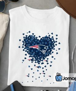 2 New England Patriots Tiny Heart Shape T shirt