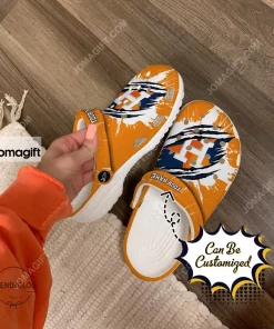 Custom Houston Astros Ripped Claw Crocs Clog Shoes 1
