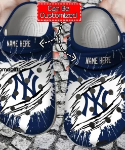 NY Yankees Ripped Claw Crocs Clog Shoes 5