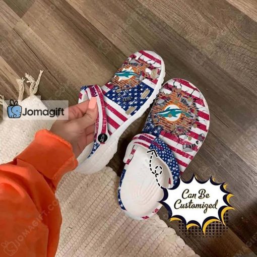 Customized Miami Dolphins Crocs American Flag Breaking Wall Gift