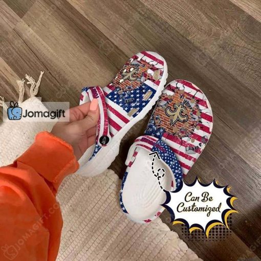 Customized New Orleans Saints Crocs American Flag Breaking Wall Gift