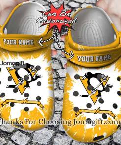 [Excellent] Personalized Pittsburgh Penguins Crocs Gift