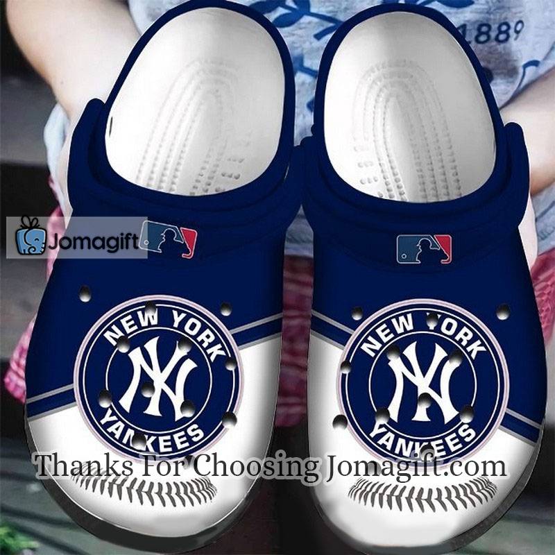 New York Yankees Crocs Crocband Gift 1