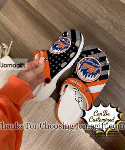 Personalize New York Mets Crocs Gift 1