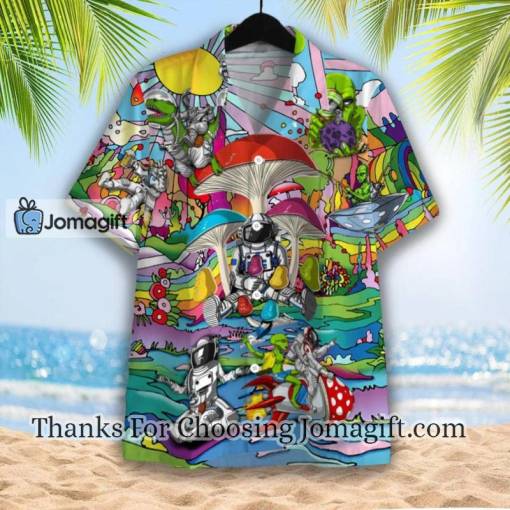 Funny Astronaut Are Playing With Alien Hippie Hawaiian Shirt