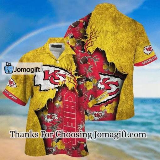 [Personalized] NFL Kansas City Chiefs Gold Red Hawaiian Shirt Gift